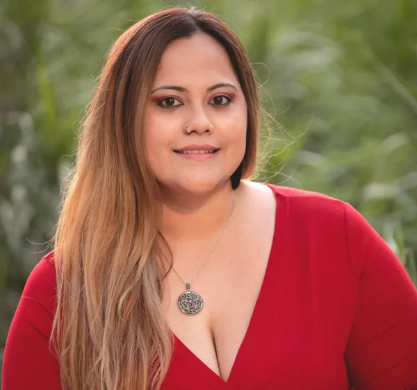 California Well Done Cleaning Services cleaning team in Los Angeles]