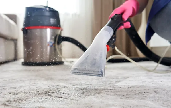 Ecocleans Facility Services cleaning team in Miami]