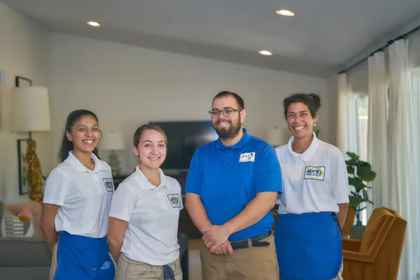 Jay's One Stop Cleaning  cleaning team in Palm Desert]