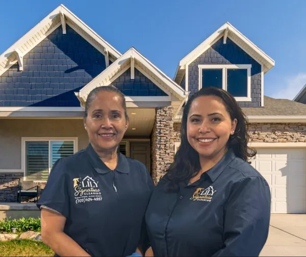 Lily Signature Cleaning  cleaning team in Warrenton