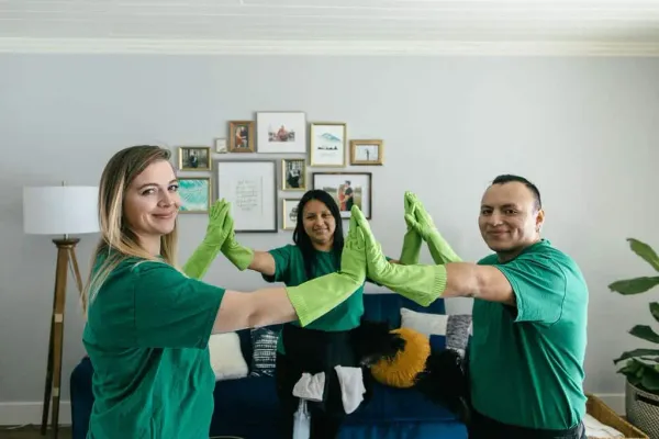 Right Touch Residential Cleaning cleaning team in Minneapolis