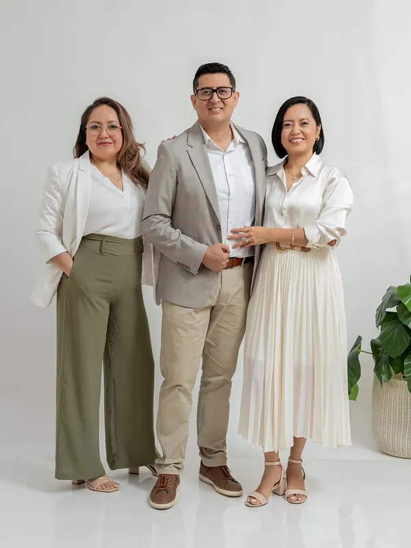 Sanara Clean cleaning team in Harbor City]